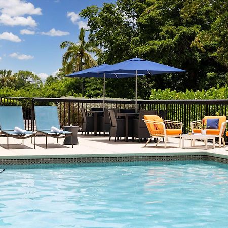 Hampton Inn Naples-Central Екстер'єр фото