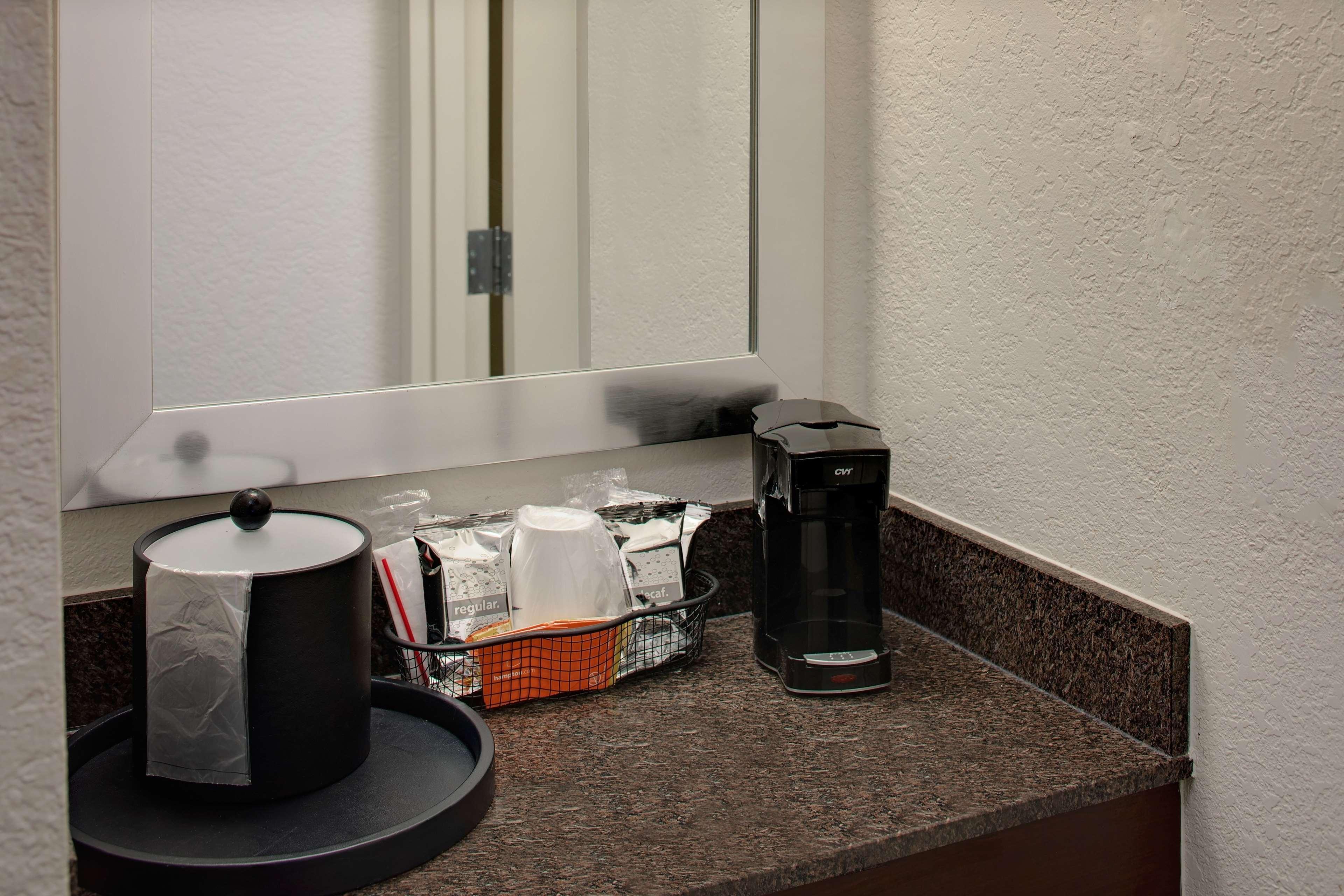 Hampton Inn Naples-Central Екстер'єр фото