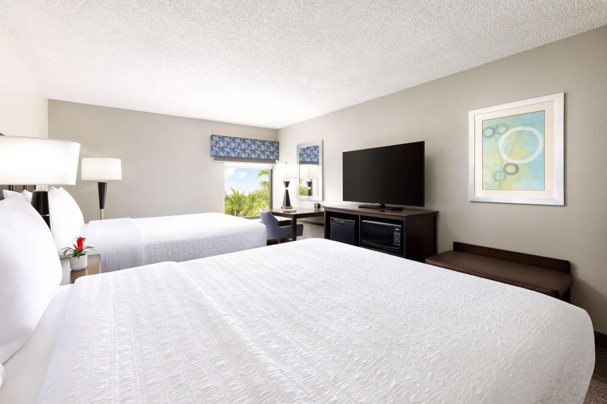 Hampton Inn Naples-Central Екстер'єр фото