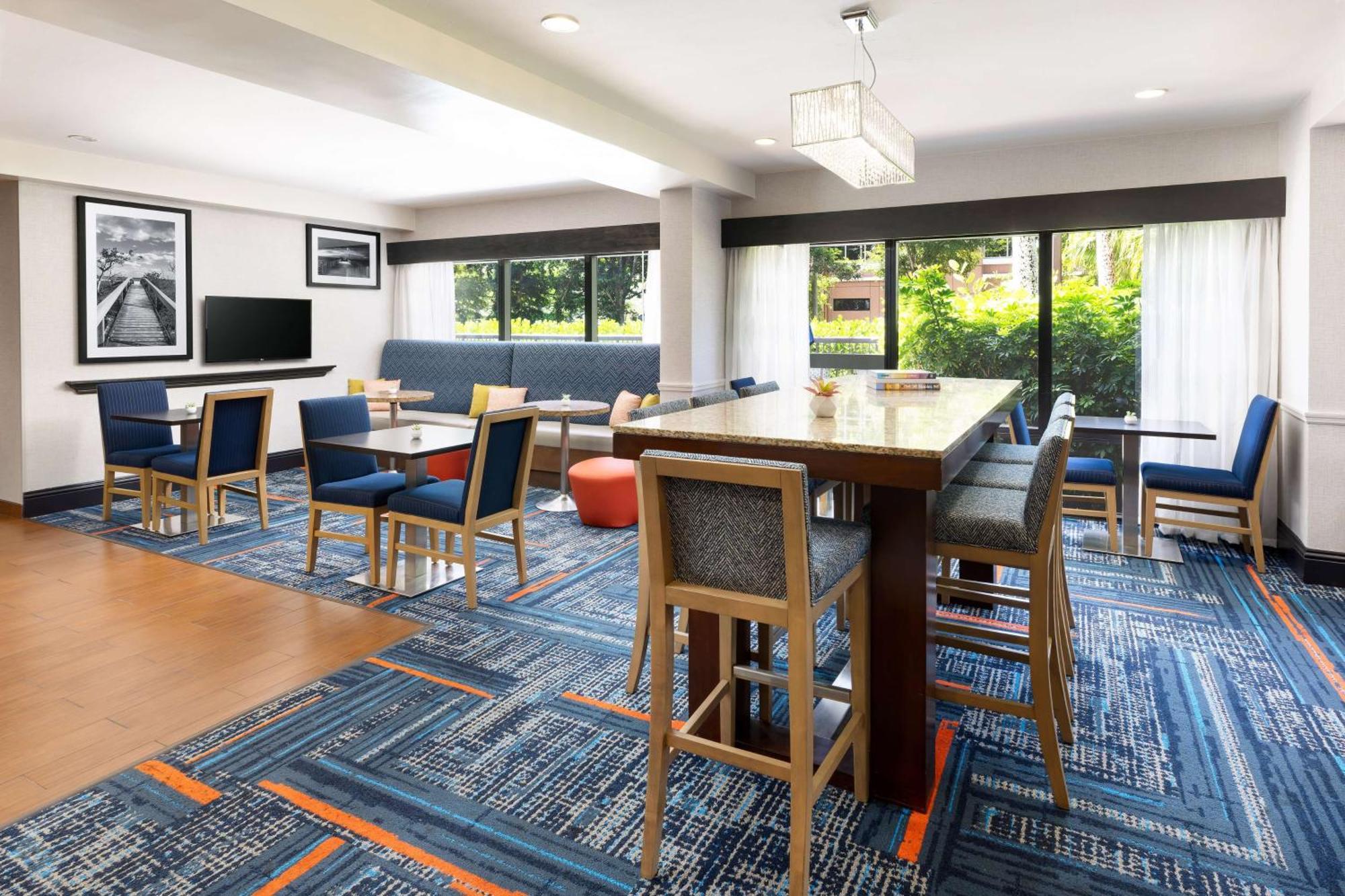 Hampton Inn Naples-Central Екстер'єр фото