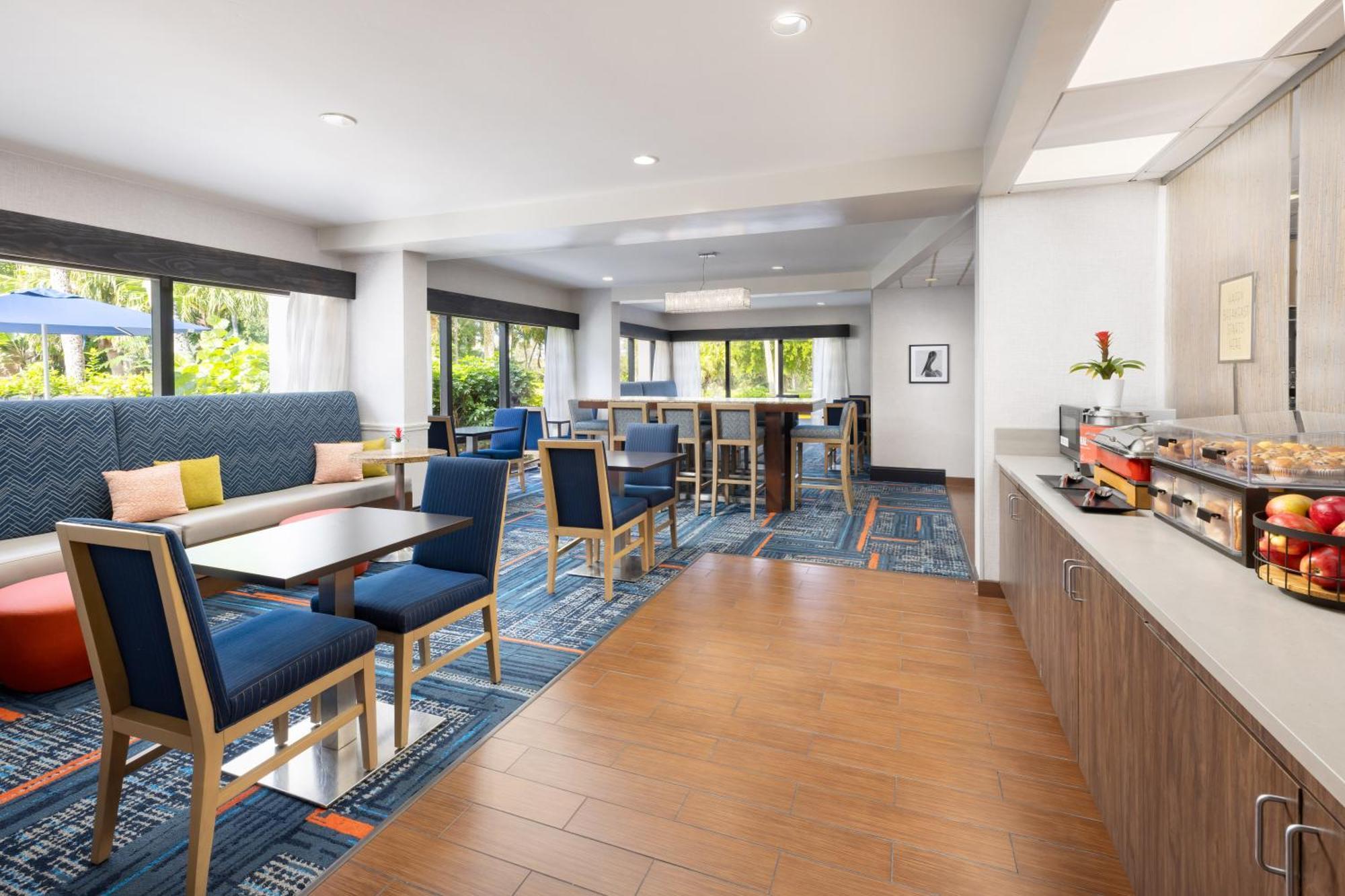 Hampton Inn Naples-Central Екстер'єр фото