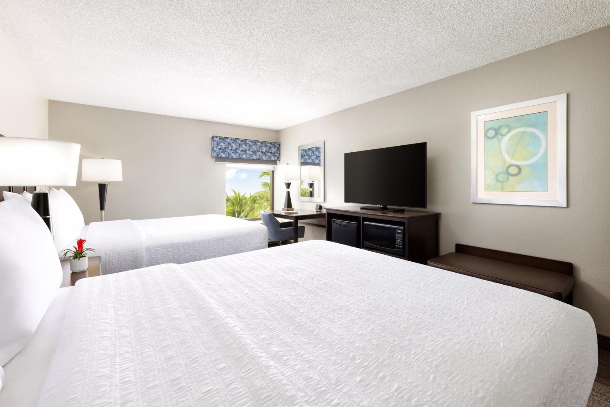 Hampton Inn Naples-Central Екстер'єр фото